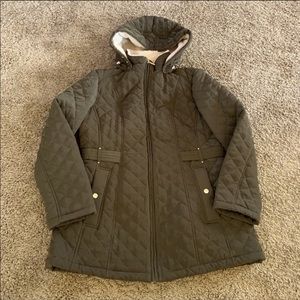 Quilted coat with hood by Laundry